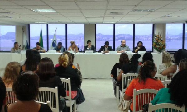 Seminário sobre a judicialização no SUAS reúne mais de 200 trabalhadores do Rio e outros estados